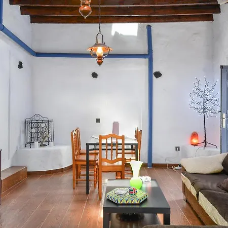 Tatil Evi Famara *