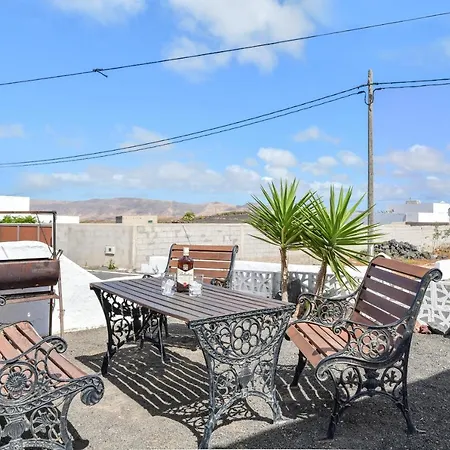 Tatil Evi Famara *
